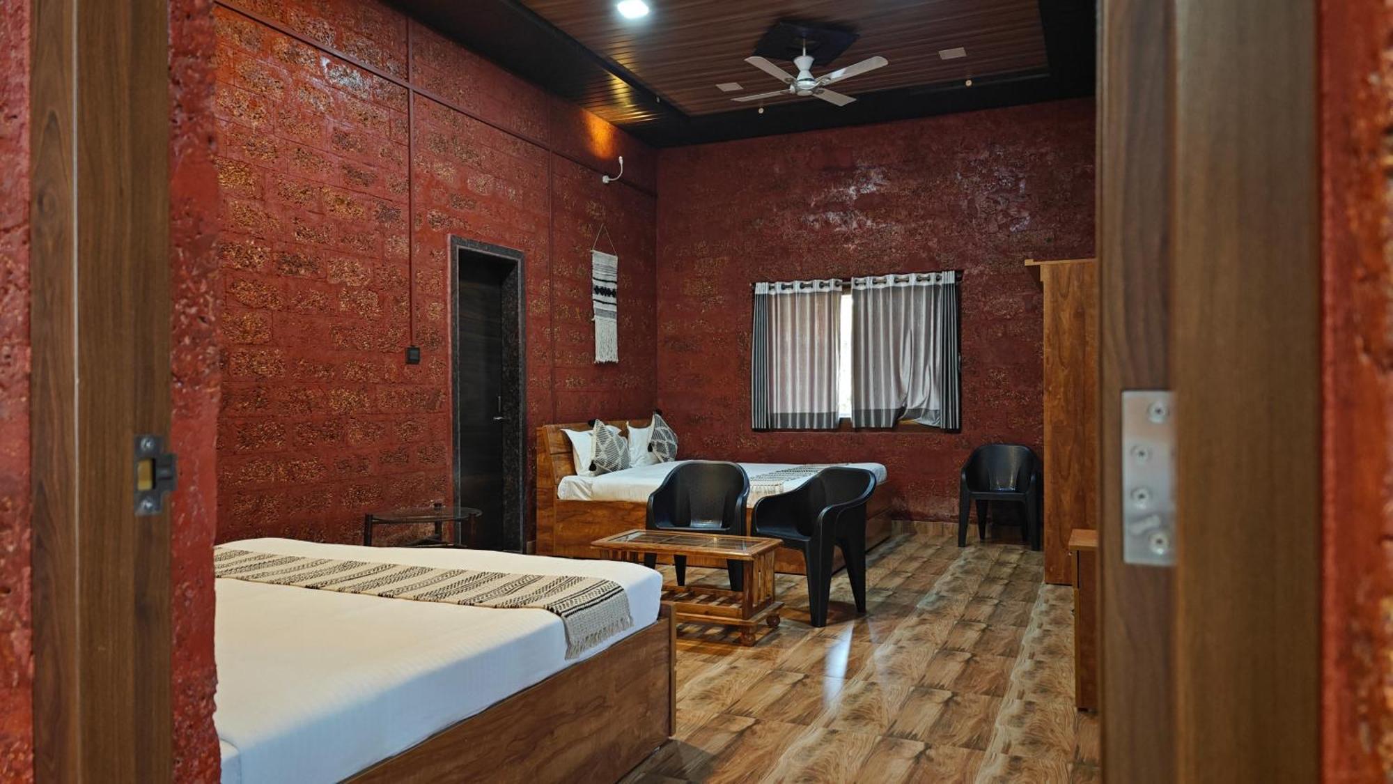 Stone Casa By Vgh 4Bhk Villa With Swimming Pool ماهاباليشوار المظهر الخارجي الصورة
